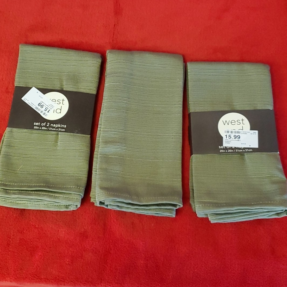 NWT 3 Sets of West End Table Napkins.  Color Olive